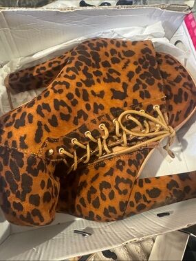 DbDk Fashion Leopard-Print Lace-Up Platform Heeled Boots - Brown & Black
